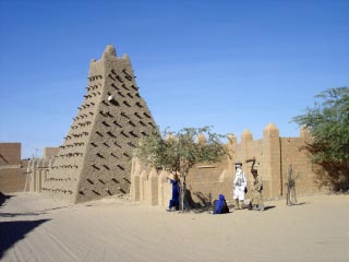 Sankore Mosque, Timbuktu (Wikipedia).